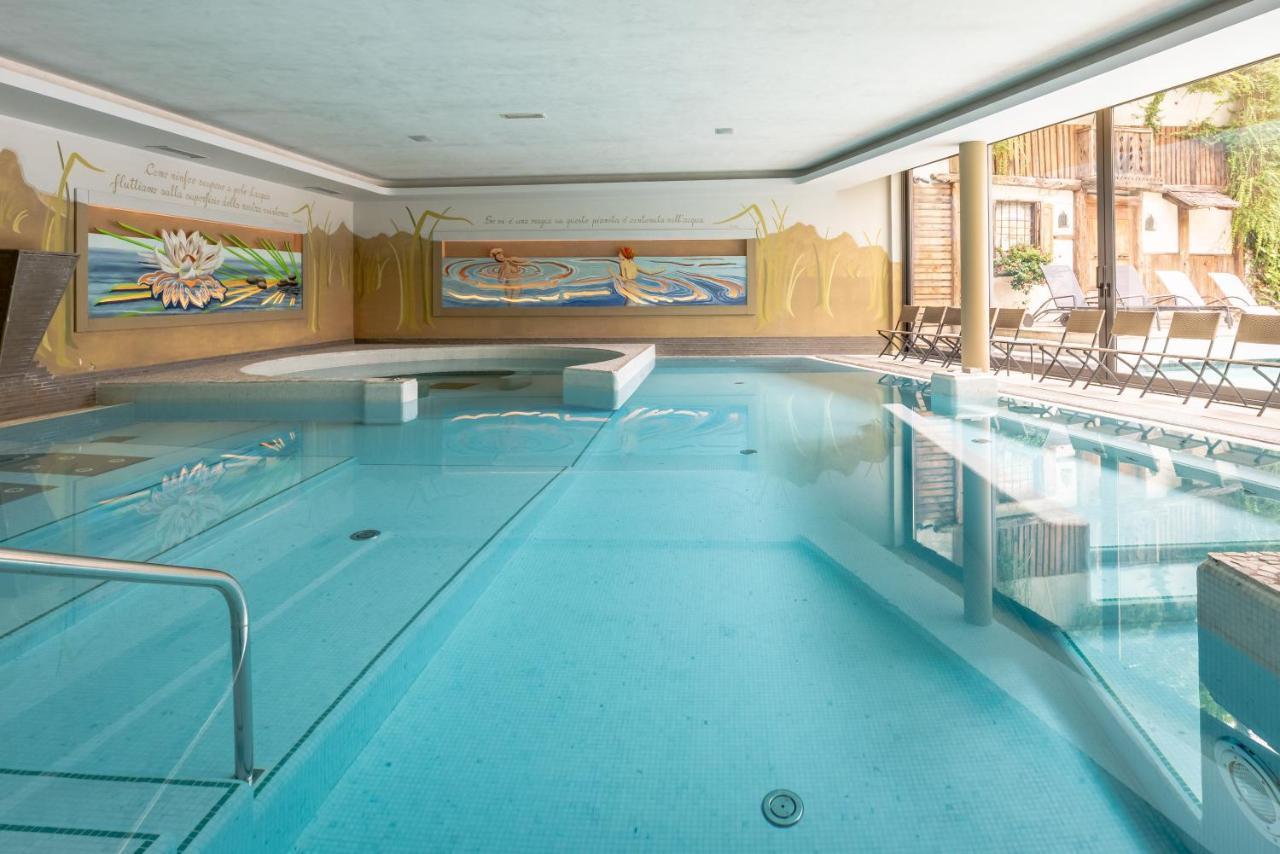 דימארו Alpholiday Dolomiti Wellness & Family Hotel מראה חיצוני תמונה